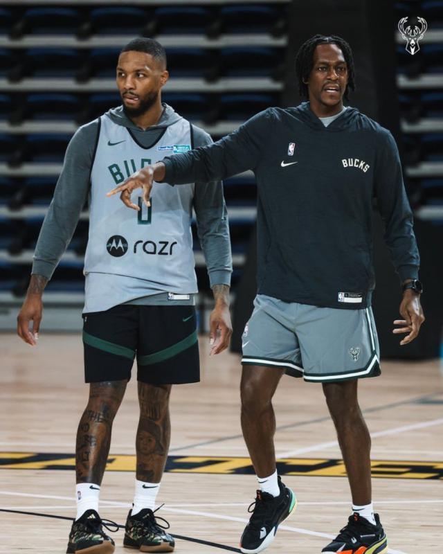 隆指导上线！隆多任雄鹿客座教练 老里：他太聪明了